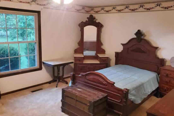 auction-10-22-22-471