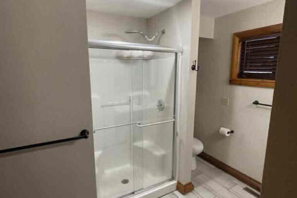 auction-12-5-22-115