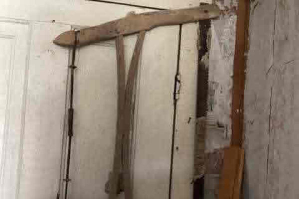 auction-12-9-22-113