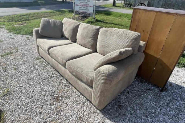 auction-8-6-22-344