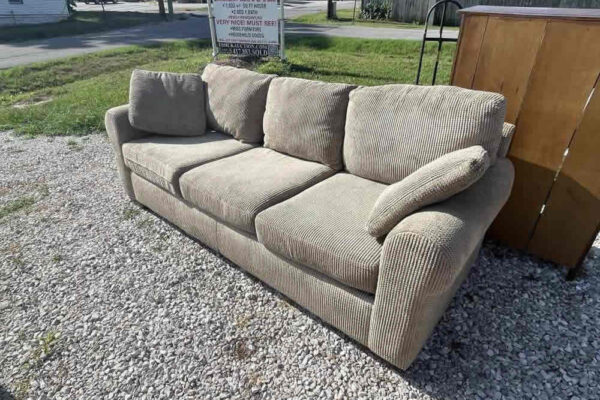 auction-8-6-22-345