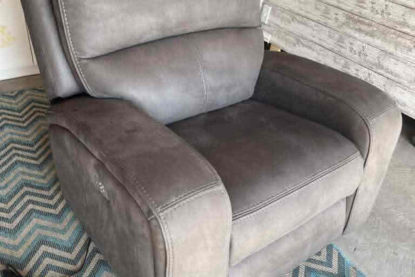 auction-8-6-22-348